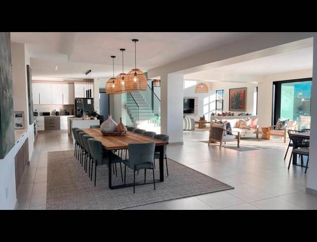 5 BEDROOM HOUSE FOR SALE IN MIDSTREAM HEIGHTS